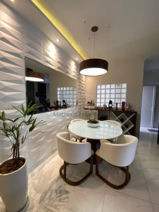 Imagem Casa com 2 Quartos à Venda, 110 m² em Tulipas - Jundiaí