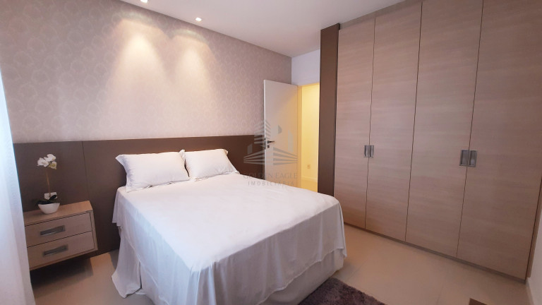 Imagem Apartamento com 3 Quartos à Venda, 256 m² em Centro - Balneário Camboriú