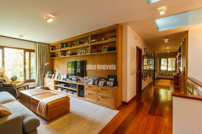 Imagem Casa com 5 Quartos à Venda, 690 m² em Jardim Guedala - São Paulo Imagem Casa com 5 Quartos à Venda, 690 m² em Jardim Guedala - São Paulo