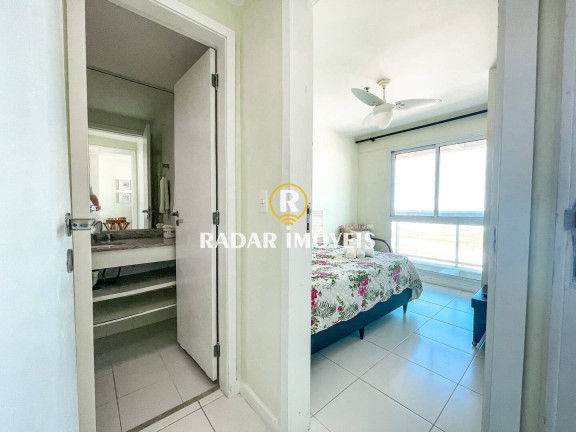 Imagem Apartamento com 2 Quartos à Venda, 70 m² em Algodoal - Cabo Frio