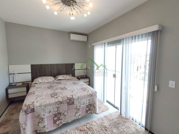 Imagem Casa com 3 Quartos à Venda, 135 m² em Pinheiros - Balneário Barra Do Sul Imagem Casa com 3 Quartos à Venda, 135 m² em Pinheiros - Balneário Barra Do Sul