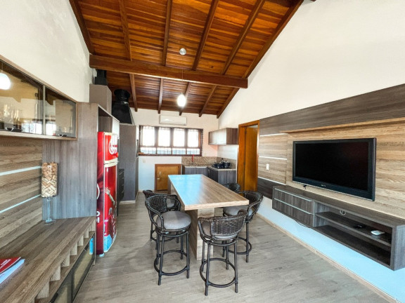 Imagem Casa com 3 Quartos à Venda, 210 m² em Moinhos De Vento - Canoas