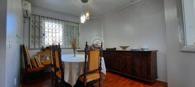 Imagem Casa com 3 Quartos à Venda, 180 m² em Camobi - Santa Maria Imagem Casa com 3 Quartos à Venda, 180 m² em Camobi - Santa Maria