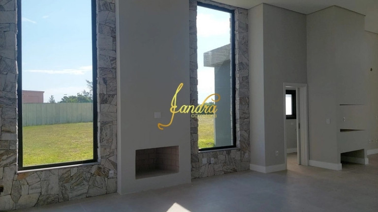 Imagem Casa de Condomínio com 4 Quartos à Venda, 240 m² em Remanso - Xangri-la