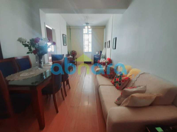 Apartamento com 2 Quartos à Venda, 70 m² em Copacabana - Rio De Janeiro