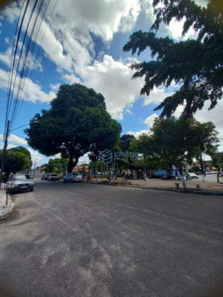 Imagem Casa com 4 Quartos à Venda, 180 m² em Maraponga - Fortaleza Imagem Casa com 4 Quartos à Venda, 180 m² em Maraponga - Fortaleza