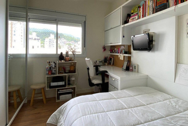 Imagem Apartamento com 4 Quartos à Venda, 122 m² em Itacorubi - Florianópolis Imagem Apartamento com 4 Quartos à Venda, 122 m² em Itacorubi - Florianópolis