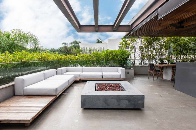 Imóvel com 4 Quartos à Venda, 925 m² em Alto De Pinheiros - São Paulo
