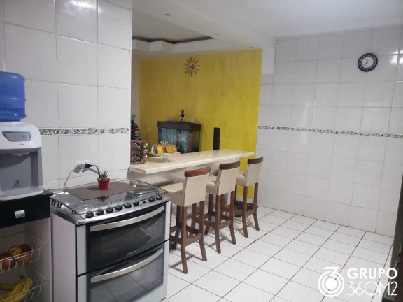 Imagem Casa com 2 Quartos à Venda, 200 m² em Campanário - Diadema