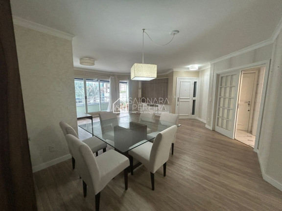 Apartamento com 4 Quartos à Venda, 143 m² em Centro - Florianópolis