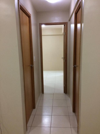 Imagem Apartamento com 2 Quartos à Venda,  em Lauro De Freitas - Lauro De Freitas