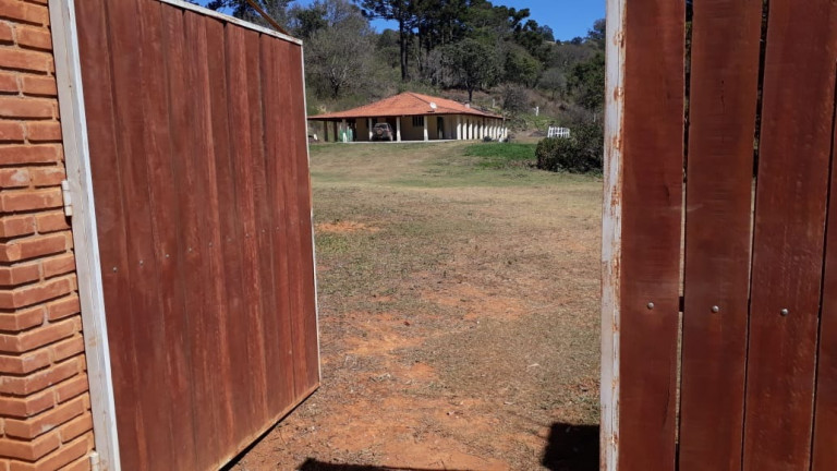 Imóvel com 3 Quartos à Venda, 365 m² em Correntes Munhoz - Munhoz