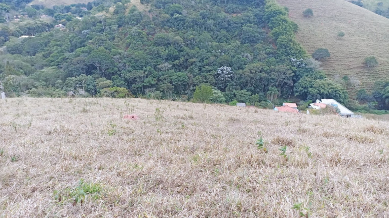 Imagem Chácara com 2 Quartos à Venda, 250 m² em Centro - Paraibuna Imagem Chácara com 2 Quartos à Venda, 250 m² em Centro - Paraibuna