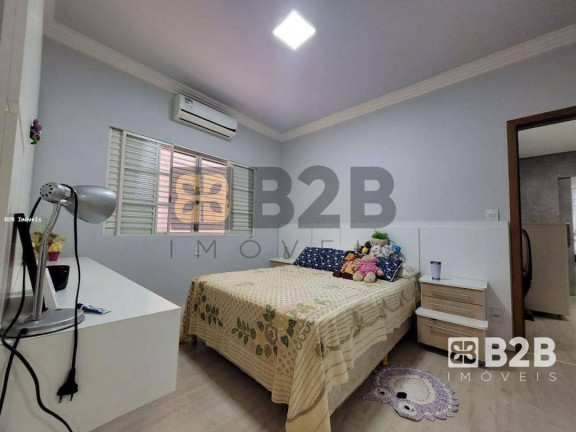 Imagem Casa com 3 Quartos à Venda, 235 m² em Jardim Estoril - Bauru Imagem Casa com 3 Quartos à Venda, 235 m² em Jardim Estoril - Bauru