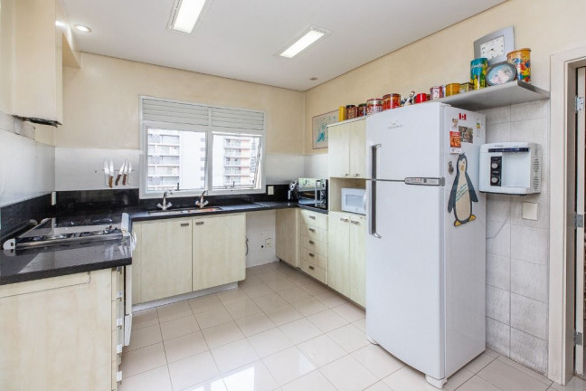 Imagem Apartamento com 3 Quartos à Venda, 257 m² em Moema - São Paulo