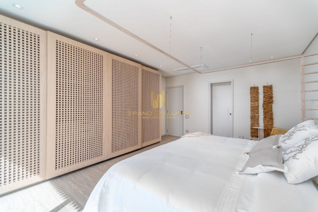 Imagem Casa com 5 Quartos à Venda, 458 m² em Praia Do Estaleiro - Balneário Camboriú