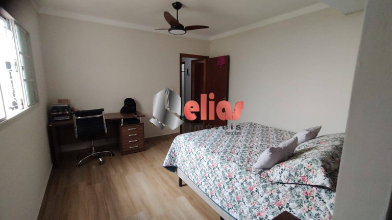 Imagem Casa com 3 Quartos à Venda, 200 m² em Vila São João Da Boa Vista - Bauru Imagem Casa com 3 Quartos à Venda, 200 m² em Vila São João Da Boa Vista - Bauru