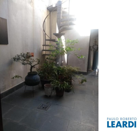 Imagem Sobrado com 3 Quartos à Venda, 230 m² em Vila Homero Thon - Santo André Imagem Sobrado com 3 Quartos à Venda, 230 m² em Vila Homero Thon - Santo André