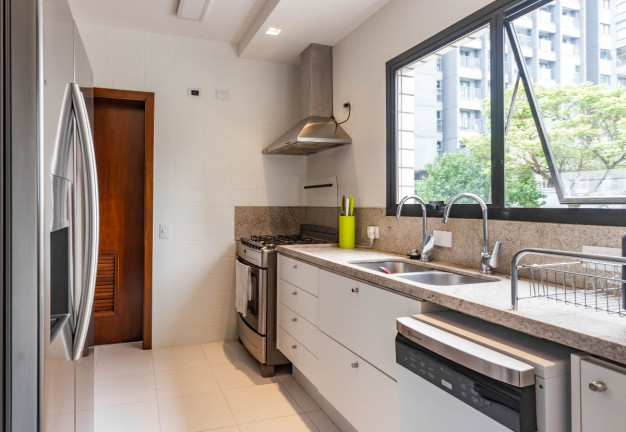 Imagem Apartamento com 2 Quartos à Venda, 180 m² em Moema - São Paulo