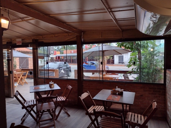 Ponto Comercial à Venda ou Locação, 300 m² em Cachoeira Do Bom Jesus - Florianópolis