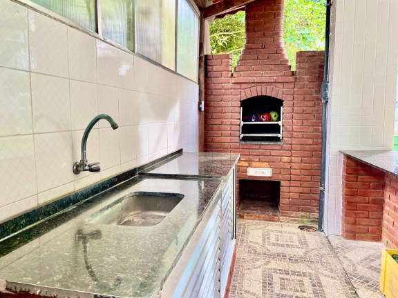 Imagem Apartamento com 4 Quartos à Venda, 110 m² em Pitangueiras - Guarujá