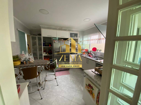 Imagem Casa com 3 Quartos à Venda, 300 m² em Vila Oliveira - Mogi Das Cruzes Imagem Casa com 3 Quartos à Venda, 300 m² em Vila Oliveira - Mogi Das Cruzes