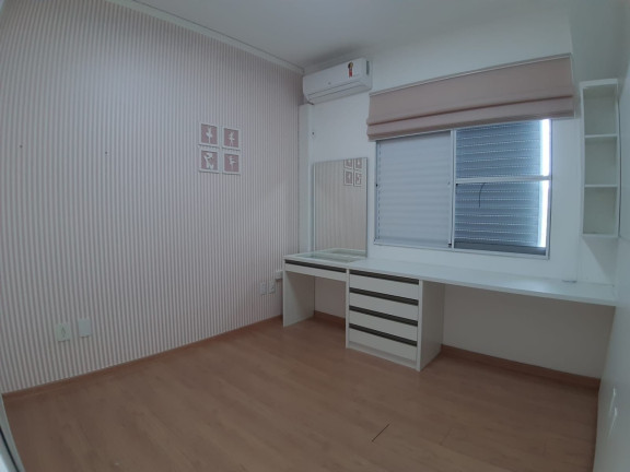 Imagem Casa de Condomínio com 3 Quartos à Venda, 250 m² em Tremembe - Tremembé Imagem Casa de Condomínio com 3 Quartos à Venda, 250 m² em Tremembe - Tremembé