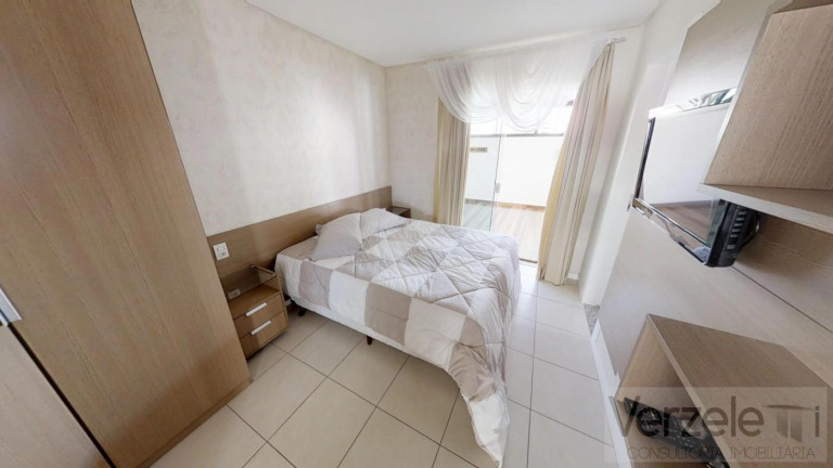 Imagem Apartamento com 3 Quartos à Venda, 143 m² em Centro