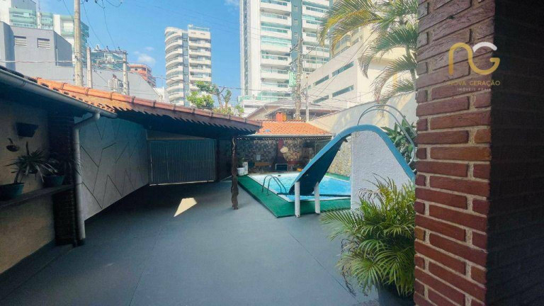 Imagem Casa com 4 Quartos à Venda, 300 m² em Canto Do Forte - Praia Grande Imagem Casa com 4 Quartos à Venda, 300 m² em Canto Do Forte - Praia Grande