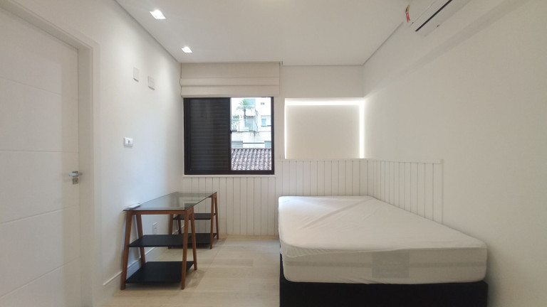 Imagem Apartamento com 3 Quartos para Alugar, 189 m² em Gonzaga - Santos
