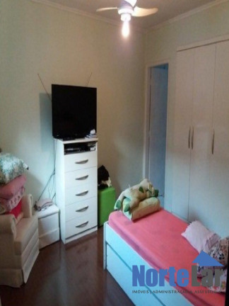 Imagem Casa com 3 Quartos à Venda, 700 m² em Vila Boaçava - São Paulo