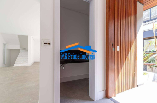 Imagem Casa com 4 Quartos à Venda, 367 m² em Santo Amaro - São Paulo Imagem Casa com 4 Quartos à Venda, 367 m² em Santo Amaro - São Paulo