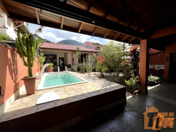 Imagem Casa com 3 Quartos à Venda, 300 m² em Toninhas - Ubatuba Imagem Casa com 3 Quartos à Venda, 300 m² em Toninhas - Ubatuba