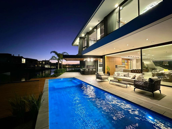 Imagem Casa com 5 Quartos à Venda, 450 m² em Centro - Capao Da Canoa