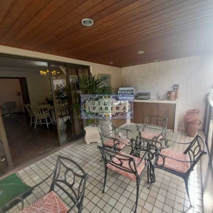Imagem Apartamento com 4 Quartos à Venda, 210 m² em Várzea - Teresópolis