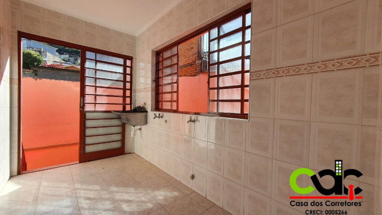 Imagem Casa com 3 Quartos à Venda, 358 m² em Parque Primavera - Poços De Caldas