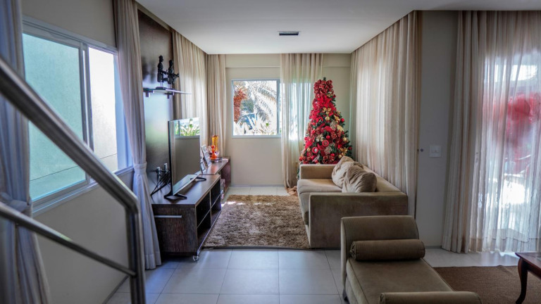 Imagem Casa com 3 Quartos à Venda, 277 m² em José De Alencar - Fortaleza Imagem Casa com 3 Quartos à Venda, 277 m² em José De Alencar - Fortaleza