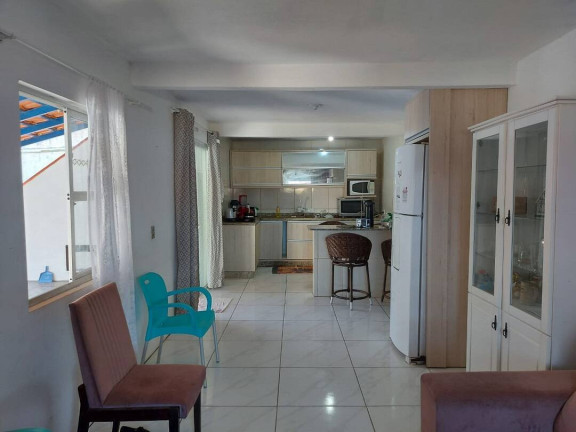 Imagem Casa com 4 Quartos à Venda, 212 m² em Centro - Balneário Barra Do Sul
