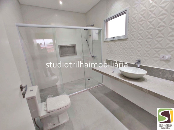 Casa com 3 Quartos à Venda,  em Urbanova - São José Dos Campos