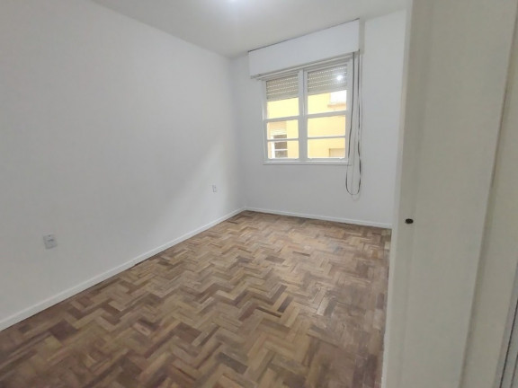 Imagem Imóvel com 2 Quartos à Venda, 51 m² em Cristal - Porto Alegre Imagem Imóvel com 2 Quartos à Venda, 51 m² em Cristal - Porto Alegre