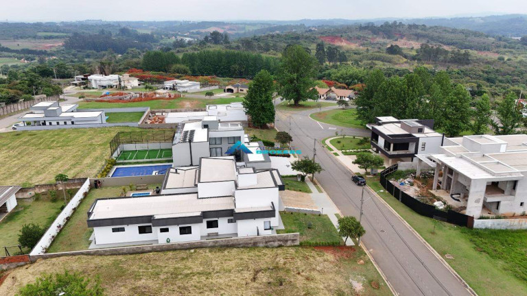 Imagem Casa com 3 Quartos à Venda, 340 m² em Caxambu - Jundiaí