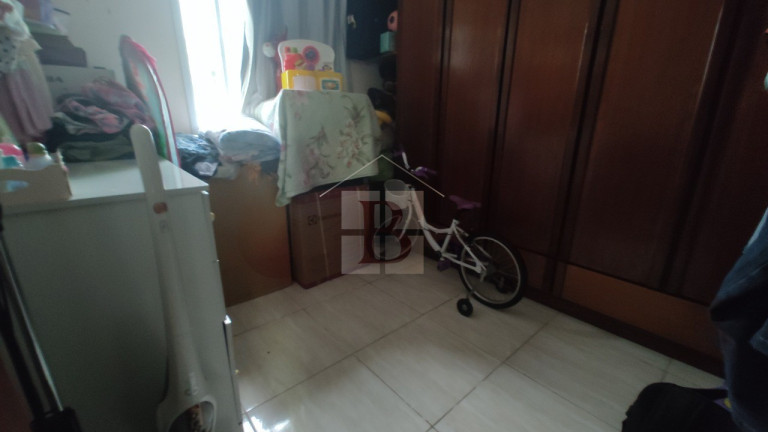 Imagem Imóvel com 2 Quartos à Venda, 50 m² em Trindade - São Gonçalo