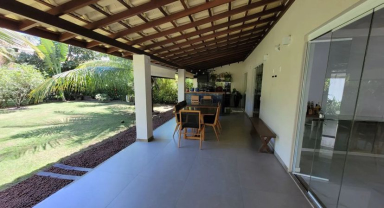 Imagem Casa com 4 Quartos à Venda, 284 m² em Itapuã - Salvador Imagem Casa com 4 Quartos à Venda, 284 m² em Itapuã - Salvador