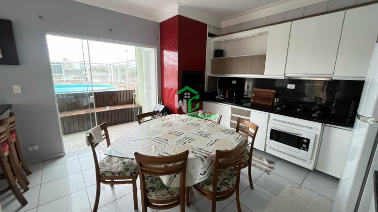 Imagem Cobertura com 3 Quartos à Venda, 110 m² em Caiobá - Matinhos Imagem Cobertura com 3 Quartos à Venda, 110 m² em Caiobá - Matinhos