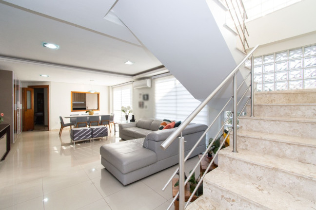 Imagem Casa com 4 Quartos à Venda, 250 m² em São José - Canoas