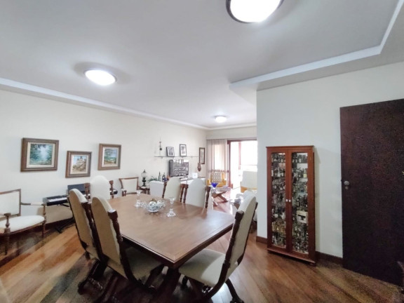 Imagem Imóvel com 3 Quartos à Venda, 164 m² em Tijuca - Teresópolis