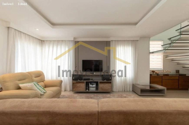 Imagem Casa com 5 Quartos à Venda, 317 m² em Santa Felicidade - Curitiba