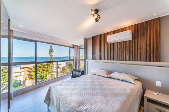 Imagem Cobertura com 3 Quartos à Venda, 200 m² em 4 Ilhas - Bombinhas Imagem Cobertura com 3 Quartos à Venda, 200 m² em 4 Ilhas - Bombinhas