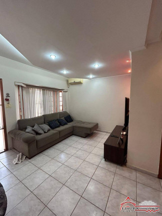 Imagem Casa com 4 Quartos à Venda, 220 m² em Jardim Santa Maria - Jacareí Imagem Casa com 4 Quartos à Venda, 220 m² em Jardim Santa Maria - Jacareí