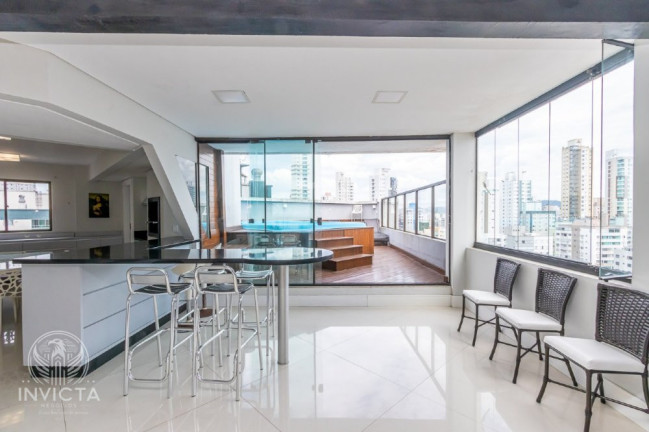 Imagem Cobertura com 5 Quartos à Venda, 623 m² em Centro - Balneário Camboriú
